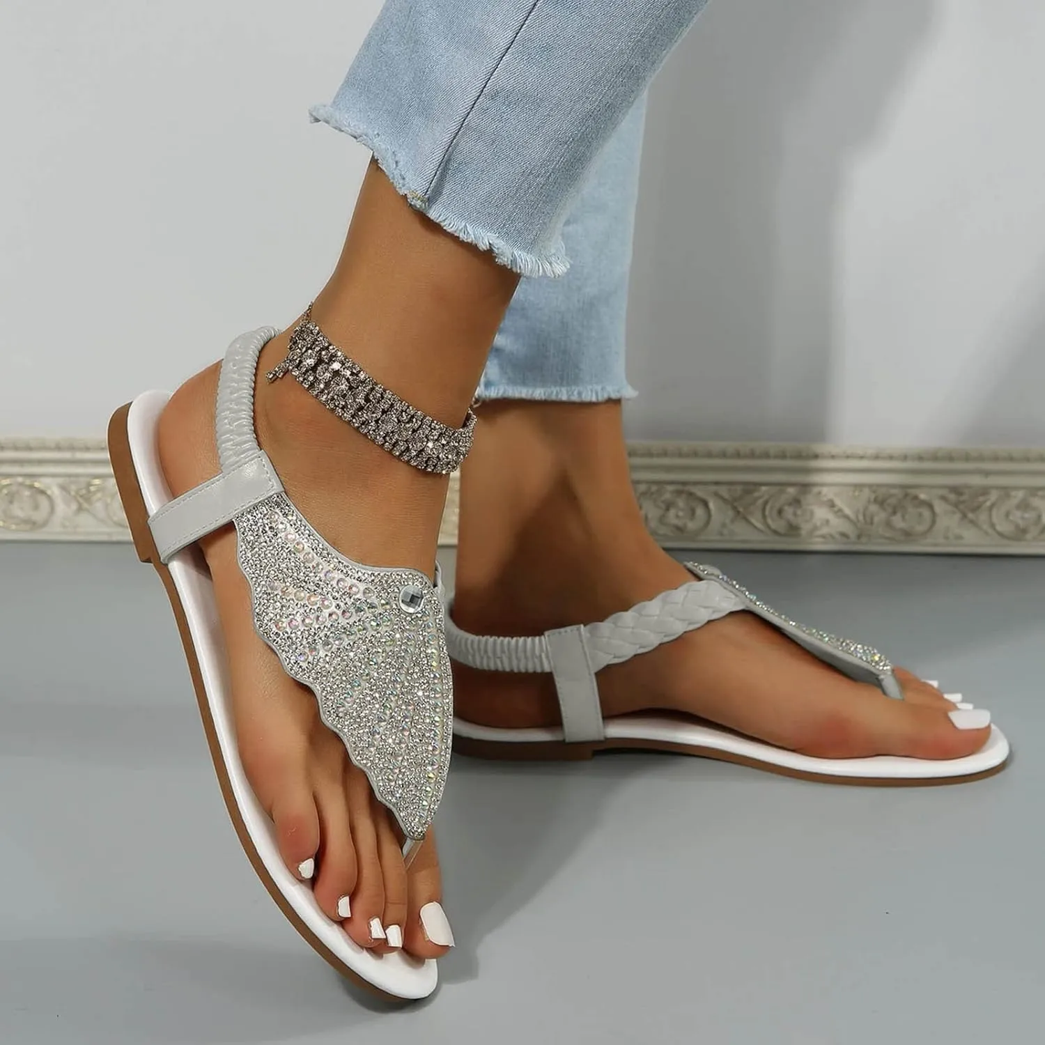 Boho T-Strap Flat Sandal for Women Stylish Rhinestone Thong Sandals Elastic Strap Beach Footwear for Summer Casual