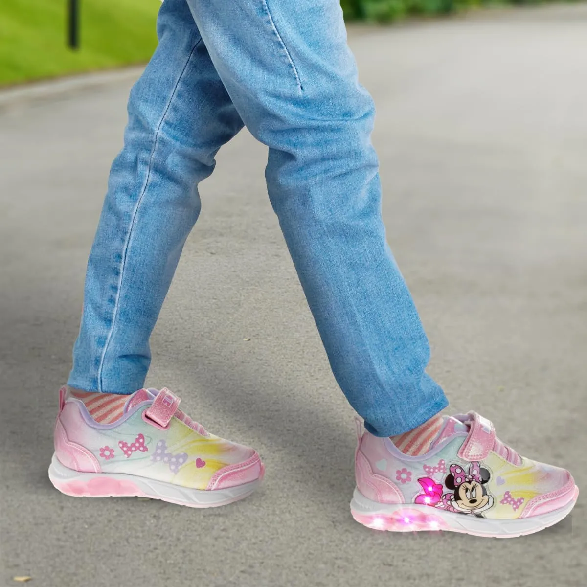 Disney Girls Minnie Mouse Light Up Laceless Running Shoes (Toddler/Little Girl)