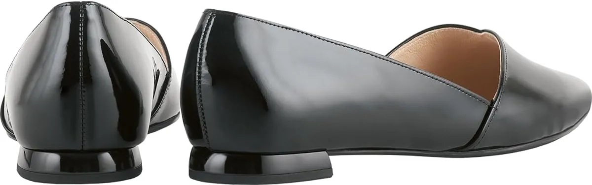 HÖGL Women's Closed Toe Ballet Flats