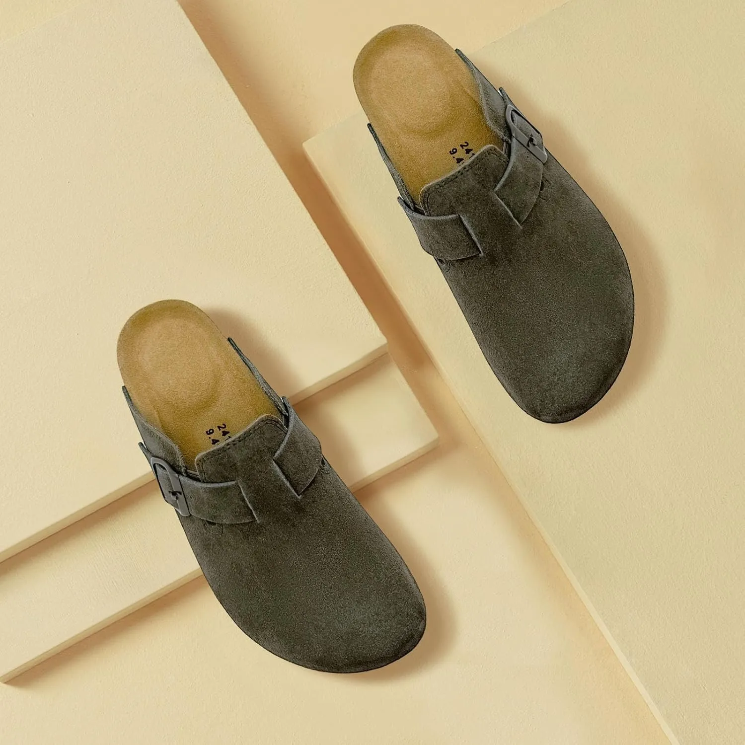 Kids Suede Clogs Boys Girls Sandals Cork Footbed Toddler Slip-on Slippers Indoor Outdoor Cute Sandals Classic Adjustable Buckle