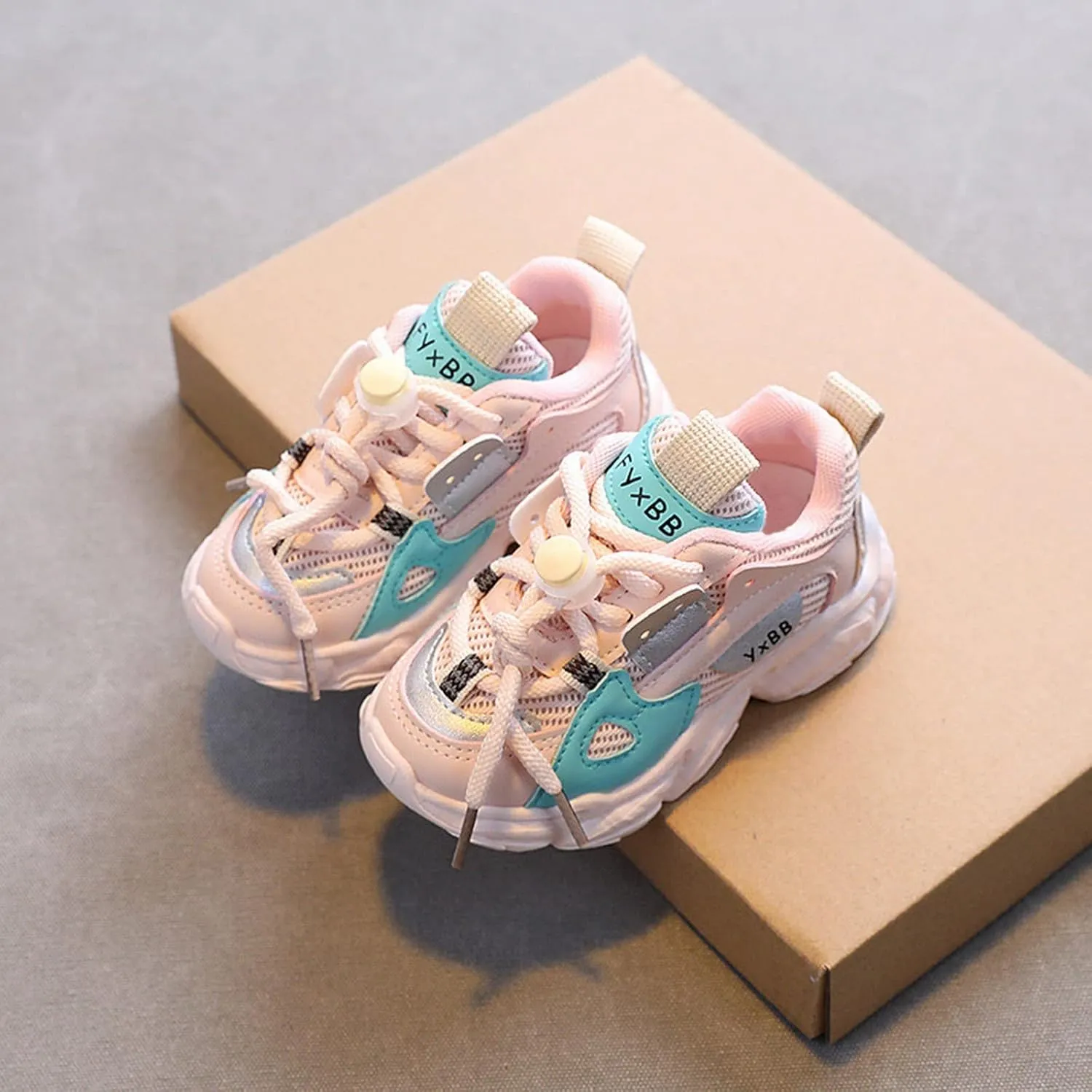 Kids Unisex Sneakers Lace-Up Tennis Shoes for Boys and Girls Running Walking Shoes Chunky Athletic Casual Sneakers