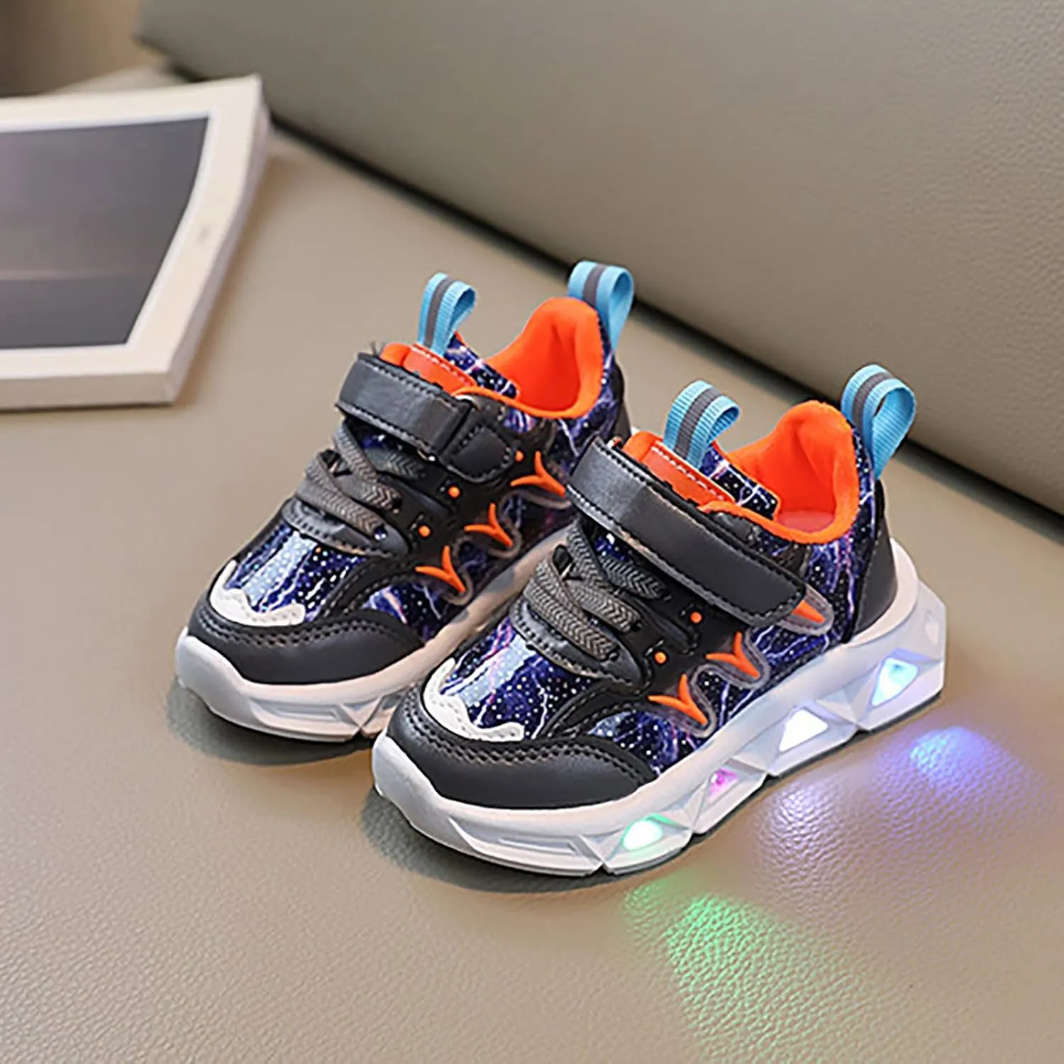 Little Girls Boys Sneakers LED Charged Breathable Soft Sole Strap Collision Color Smooth Reflective Sport Shoes
