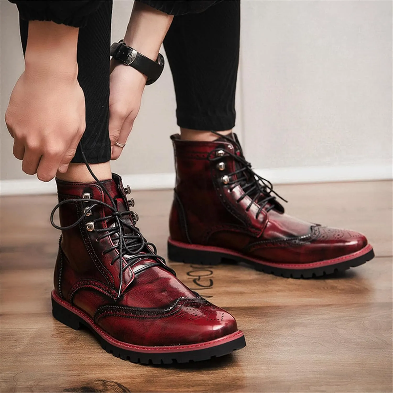 Men's Brogue Leather Lace-Up Ankle Boots with Wingtip Design Vintage Dress Boots for Casual Business Office Daily Wear and Formal Occasions