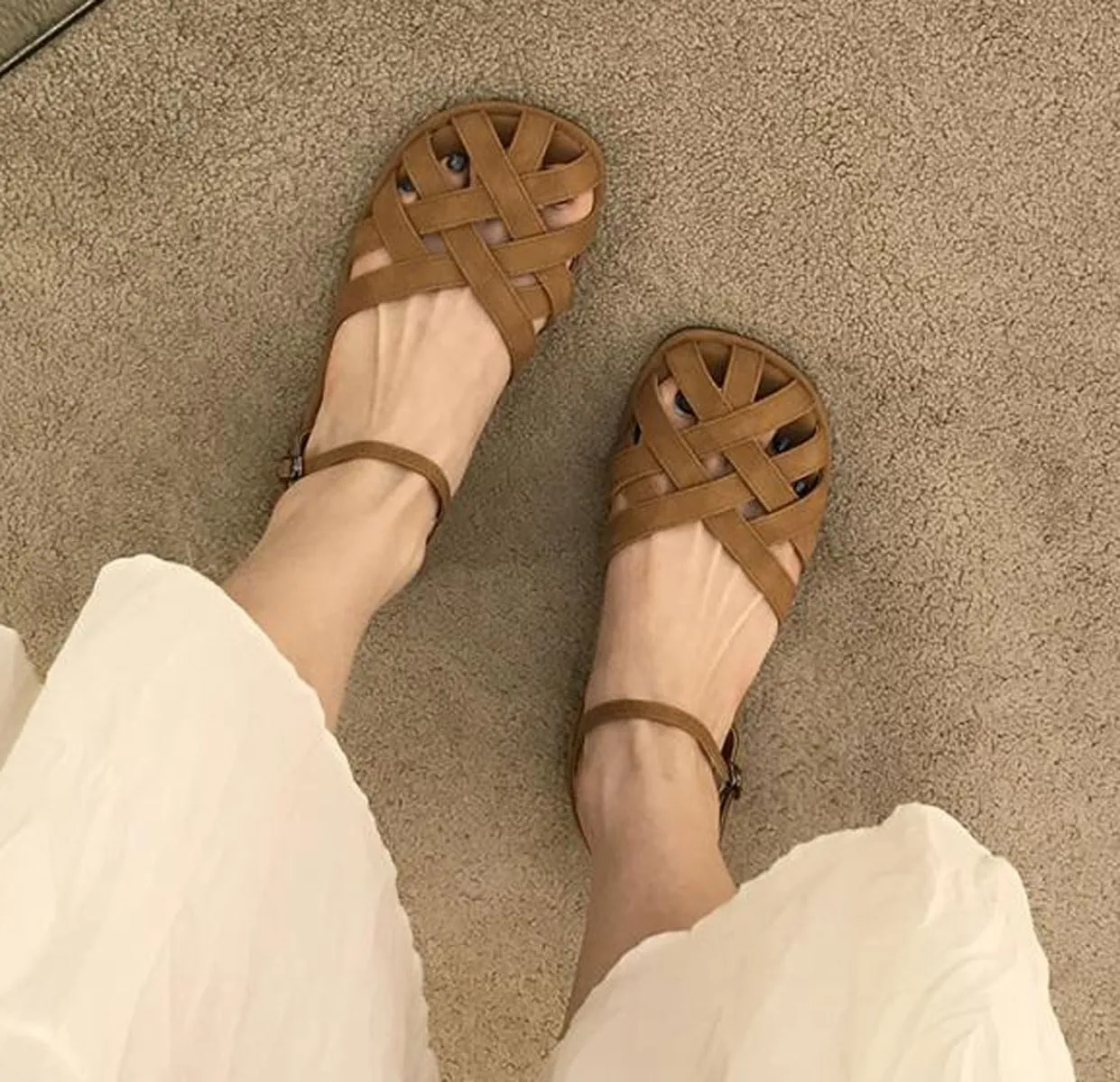 Summer Retro Crochet Sandals for Women Hollow Out Flats Low Heel Round Toe Shoes with Ankle Strap