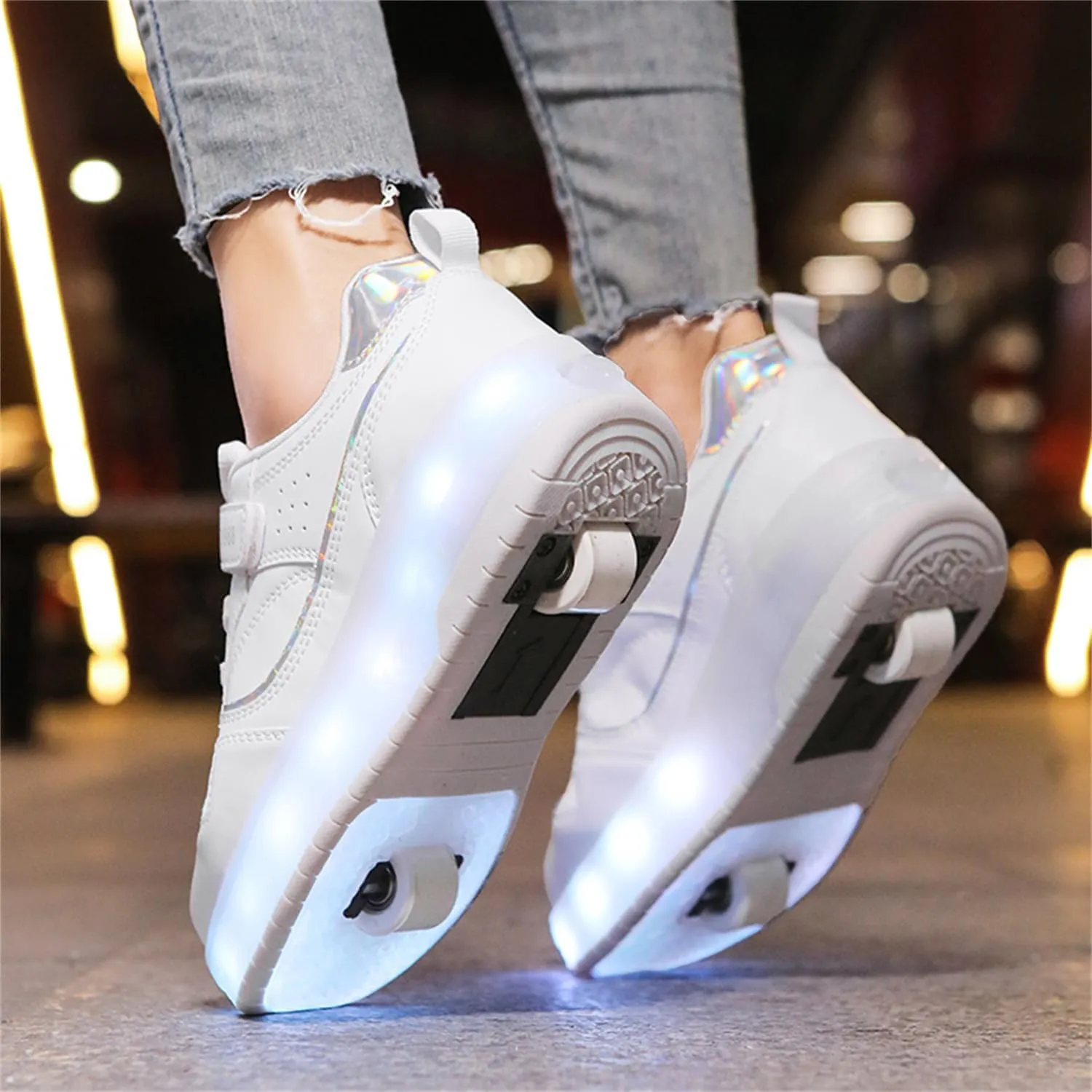 Unisex Roller Shoes Kids Sparkling Wheels Shoes Girls Light up Roller Skates Sneakers Boys Rechargeable Flashing Sneakers for Gift