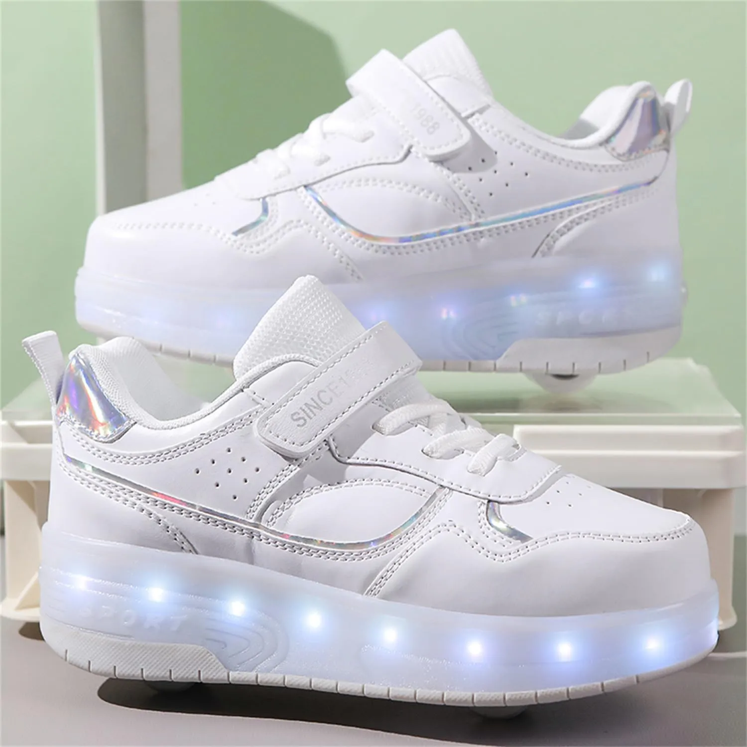 Unisex Roller Shoes Kids Sparkling Wheels Shoes Girls Light up Roller Skates Sneakers Boys Rechargeable Flashing Sneakers for Gift