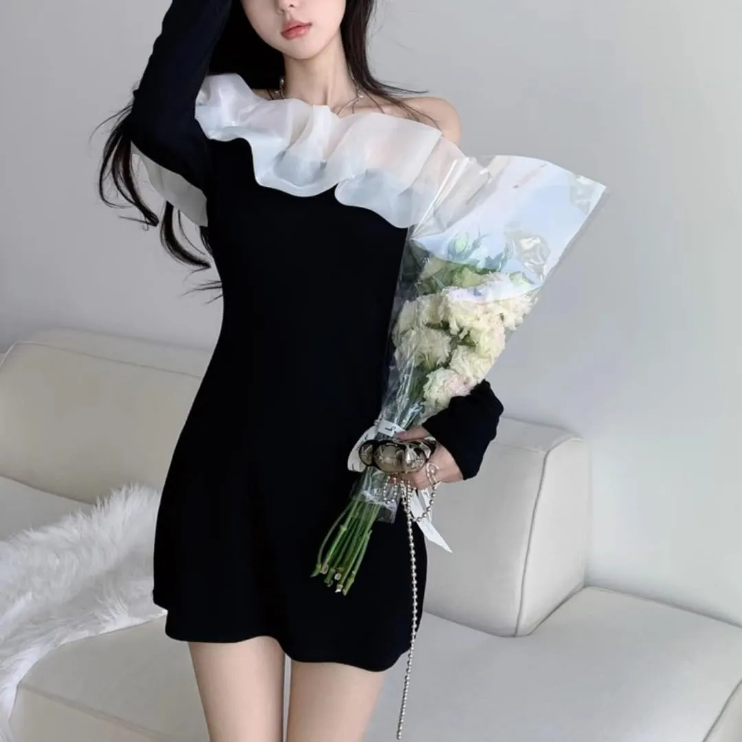 Women's Off-Shoulder Lace Detail Bodycon Dress,Long Sleeve Ruffled Hem,Breathable Black Clothes for Party